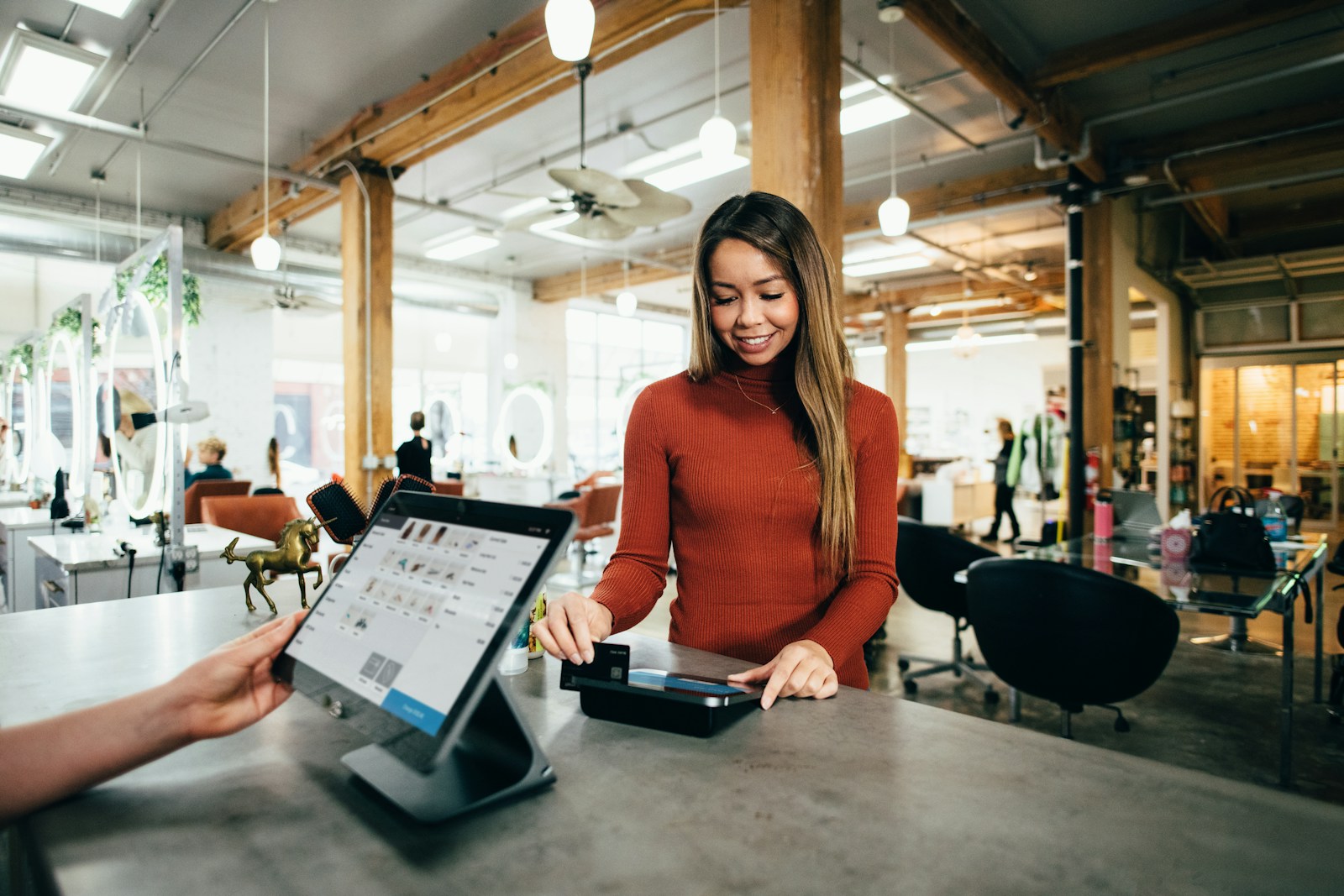 How AI-Powered Automated Checkout Systems Are Transforming Retail 2 automated checkout